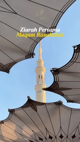 Allah tidak memanggil orang yang mampu ( kaya ) Namun ia memampukan orang yang terpanggil🤲🏻🤲🏻 Ruhani kita semua mendapatkan seruan dari Allah,Ketika Allah mengutus kan Nabi ibrahim a.s berdiri di atas Jabal abi Qubis untuk menyerukan hamba Allah datang ke baitullah menunaikan ibadah haji dan umrah seluruh penjuru dunia. Kemudian Rasulullah Bersabda : Orang yg datang kepadaku ia dia yg mendapat kan panggilan dariku….Semoga teman” dan saudara ku seiman,ruhani dan jasmani kalian Allah panggil ke tanah suci Mekkah dan Madinah Al-Munawwarah🤲🏻🕋🕋 #fypage#fyp#acehviral#umrah