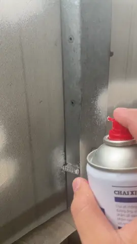 72k nhận về một lọ chống thấm đa năng dạng bọt