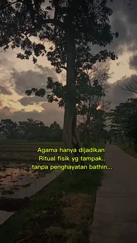 #fyp #fyppenyejukhati😍😍 #siramanqolbu #tasawuf #kajianislami #fyppenyejukhati #walimalamatiyah  #bolowali❤  #bolowalipekalongan #bolowalipemalang  #belajarmengenaldiri  #guscokro 