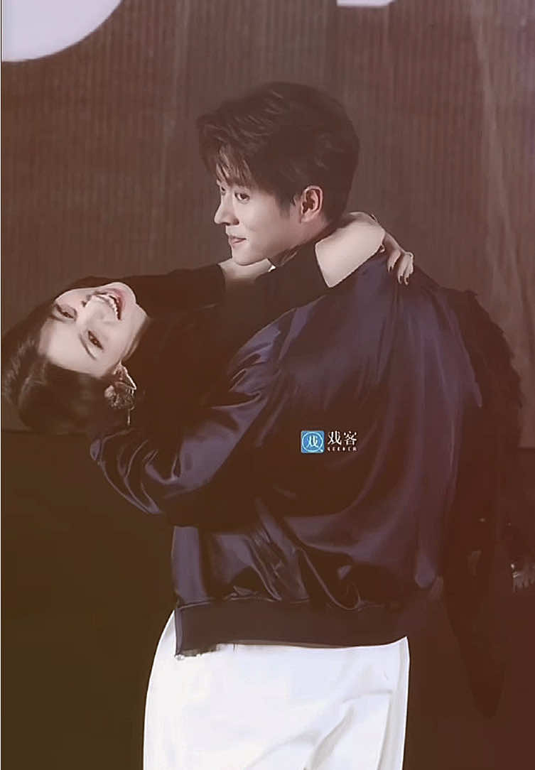 Có nhiêu đó thôi mà cười nãy giờ á 🥹 #camnguyetnhuca #chauda #zhouye #zhouye周也 #chenglei #thualoi #chenglei丞磊 