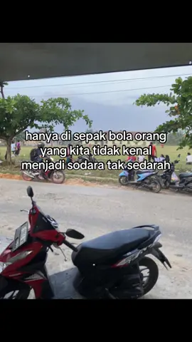 #katakatasepakbola #trendingg #fyp #lapanganbola #pemainbola #tiktokpelitfyp #xybca 