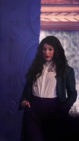 See a different evil Queen #Disneyland #disney #fyp #EvilQueen #fouyou #lovetiktok #usa #funny 