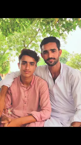 Chota bhai ❤❤💖#bhejjpagara #murshid #MSFSindh @Ali gohar@🔥🔥فقیر بلوچ💥💥 @👑⚔️رئیس بلوچ⚔️👑 @⚔️رئیس منیر بلوچ⚔️ @faizbaloch726 @🔥⚔️MEER BALOCH⚔️🔥 @Manzoor baloch @Hur Baloch235 @Asad Baloch 