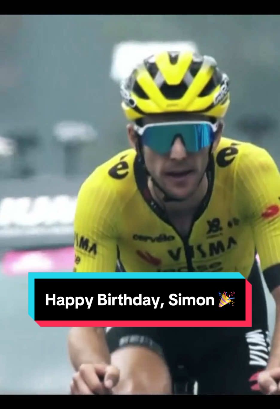 When Simon Yates attacked on the Colle delle Finestre to take a sensational GC victory at the 2025 Giro d’Italia. Happy Birthday, Simon! 🎉🩷