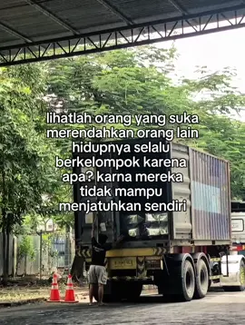 aku ngunu larahan,tapi gak iso mok sapu🤣🤙#CapCut #jombang24jam #duajayatrans #dakremrajinbekerja #fyp #drivermuda #tanjungperaksurabaya 