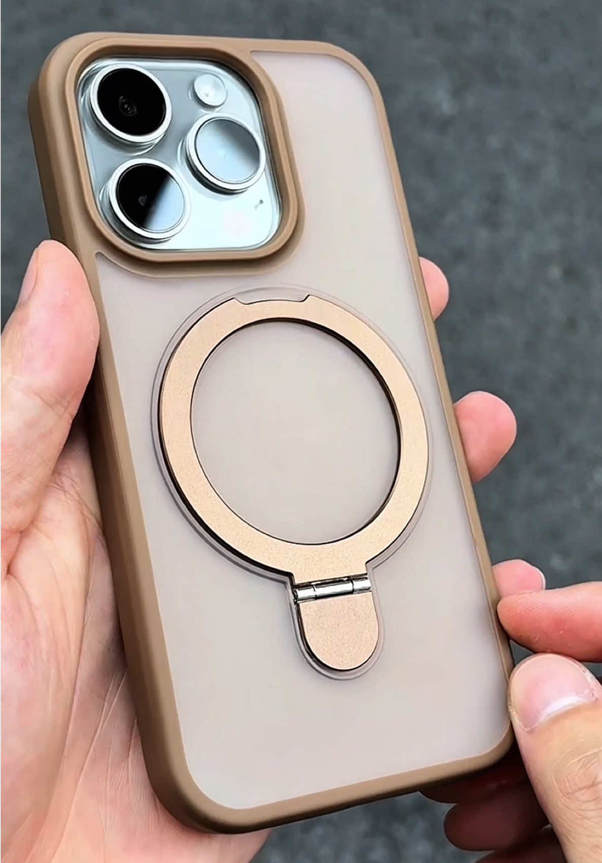 Ốp magsafe giá đỡ đẹp nha #tonycase96 #oplungchongsoc #oplungiphone #oplungsilicon #oplungiphonexin #oplungmagsafe 