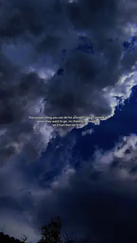The kindest thing you can do for yourself is to let them go when they want to leave. 💔 No chasing, no begging. Let it hurt, then let it heal. 🕊️ Someone needed to hear this today… #LetThemGo #EmotionalHealing #SelfWorth #NoMoreBegging #HeartbreakQuotes #SoulHealing #MovingOn #DeepThoughts #MentalPeace #DailyReminder #MHKquotes #foryou #fypシ #viralvideo 