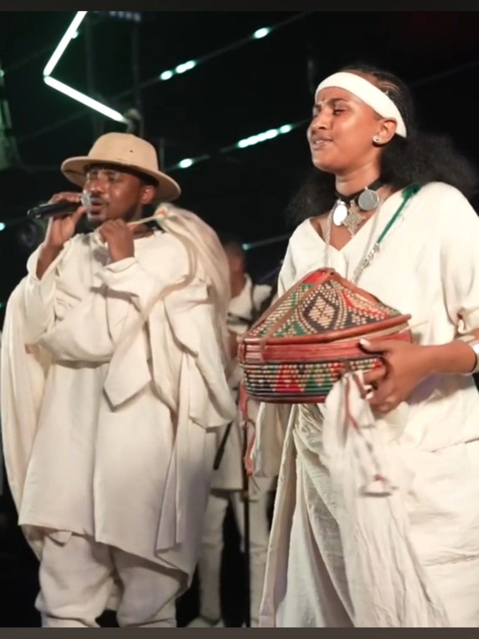 #ፍቅር➻ብቻ🖇ፍቅር➻ብቻ❤🥀🔐 #አማራዬ💚💛❤አማራዬ💚💛❤ #ኢትዮጵያ_ለዘለዓለም_ትኑር🇪🇹🇪🇹🇪🇹 #ኢትዮጵያ_ለዘለዓለም_ትኑር🇪🇹🇪🇹🇪🇹 #habehsatiktok #viralvideo #etiopiantiktok🇪🇹 #viralvideo 