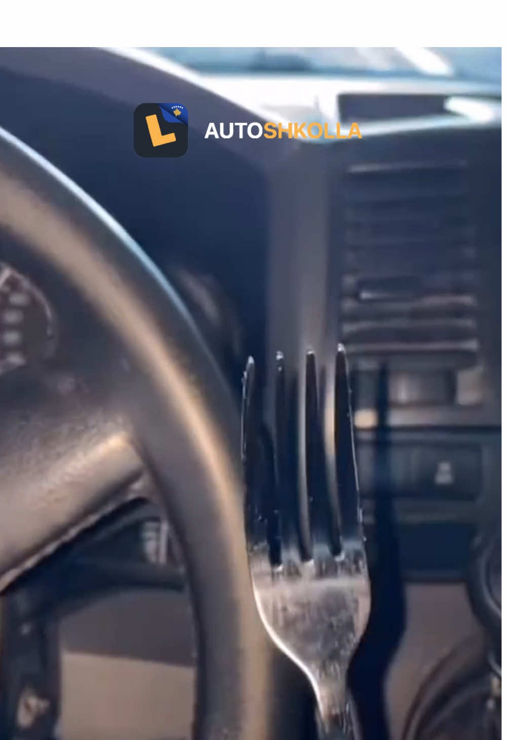 Teknologjia më e fundit. 😂 #autoshkollaks #autoshkolla #fypppppppppppppp #albaniantiktok #shqip #dhezipahiri #viral 