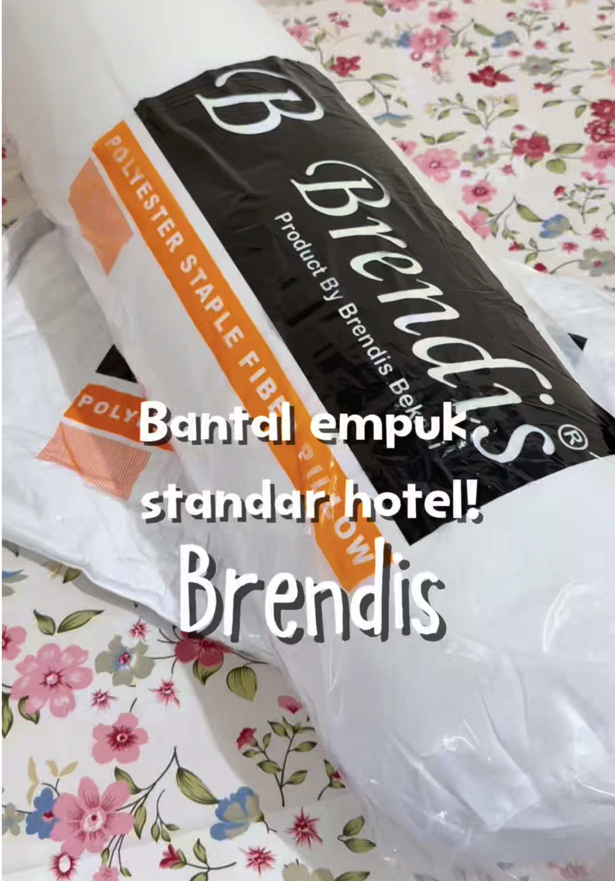 Membalas @a🐰 Kata mama: “Kalau pindah kos, jangan lupa bawa bantal!” Aku: “Tenang, Ma. Aku udah klik keranjang kuning 😌” Brendis emang solusi anak kos sejati! #brendis #bantalhotel #bantalbrendis 