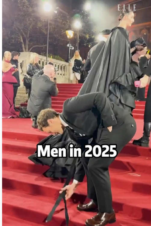 Don’t just dress like a gentleman — be one#gentlemanbehavior #beautiful #chivairyisnotdead #usa #man #women #gentlemanlife