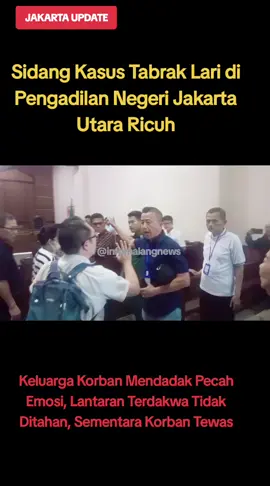 Terdakwa Gak Ditahan, Sidang Kasus Tabrak Lari di PN Jakarta Utara Ricuh JAKARTA — Suasana ruang sidang Pengadilan Negeri Jakarta Utara mendadak memanas, Kamis (7/8/2025). Keluarga korban tabrak lari, S (82), meledak emosi usai melihat terdakwa IV (65) masih belum ditahan dan justru terlihat sehat saat sidang kedua kasus tersebut berlangsung. Anak korban, Haposan, dan dua adiknya secara tiba-tiba memaki IV yang didampingi kuasa hukumnya. Mereka geram karena IV sebelumnya mengajukan penangguhan penahanan dengan alasan sakit, namun satu hari setelah sidang pertama, IV justru tertangkap kamera tengah berbelanja seorang diri di pasar dalam kondisi bugar. “Lu masih enak belanja. Kamu bisa cantik-cantik ke pasar,” teriak Iye, kakak Haposan, di ruang sidang. Haposan pun ikut memarahi anak IV yang hadir dalam persidangan. “Itu mamah kamu, hati nuraninya enggak ada. Saya kasih tahu kamu aja. Kamu anaknya,” katanya Haposan. Iye menambahkan bahwa IV harus bertanggung jawab atas kematian ayah mereka. “Buta keadilan. Mamah kamu itu bunuh bapak saya,” tegasnya. Haposan juga mengungkapkan dirinya memiliki bukti video yang menunjukkan IV sehat dan beraktivitas seperti biasa.  “Mohon katanya sakit, terus minta permohonan penangguhan. Ternyata dia sehat-sehat. Saya punya bukti videonya lengkap,” ungkapnya. Situasi sempat memanas hingga petugas pengadilan turun tangan meredakan kericuhan. IV dan anaknya segera meninggalkan ruang sidang, namun keluarga korban terus mengejarnya hingga tangga sambil berteriak “pembunuh”. Johnit