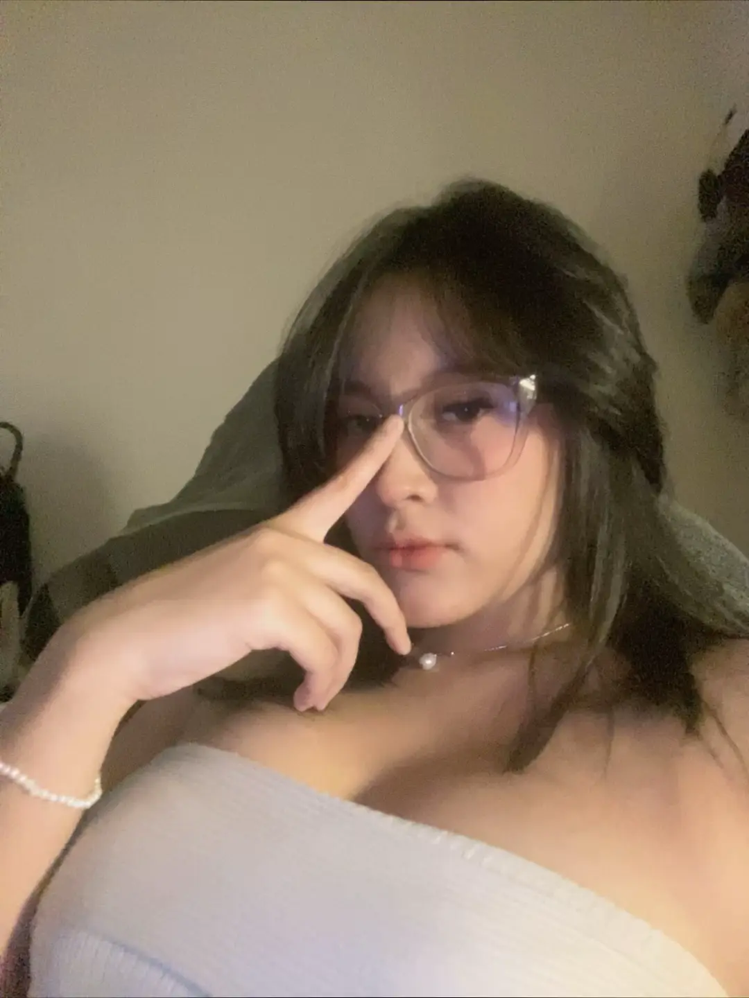 alone but ‘also’ lonely ngahaha 🤷‍♀️