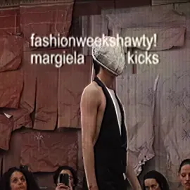 time to drop? #jintra #margiela #fashiontiktok #parisfashionweek #fashionweekshawty #watzemist 