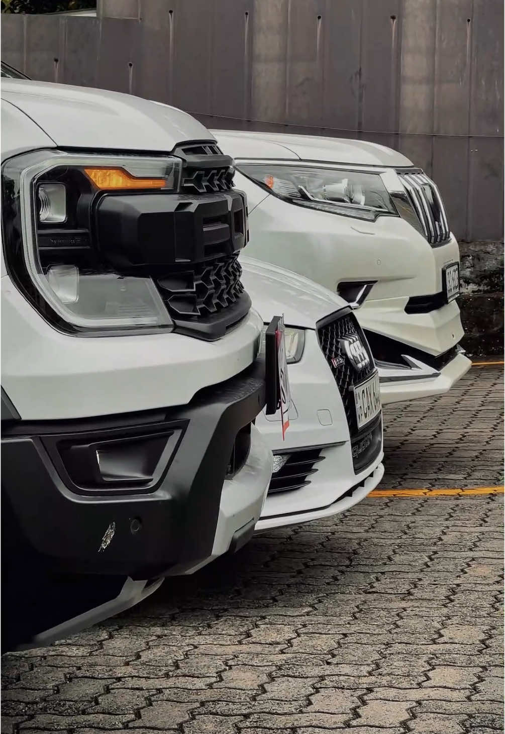 power meets muscle💯@Ravishka ✨🤍 @N A V I S H K A @D I M A #ford2025 #prado #audi #vehicles #luxury #highlight #brothers #srilankan_tik_tok🇱🇰 #1million 