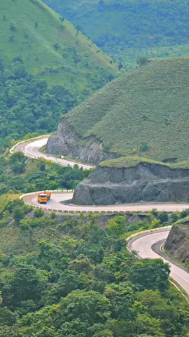 ရွာငံတောင်ကြားလမ်း  #foryou #ရွာငံသား #မြင်ပါများပြီးချစ်ကျွမ်းဝင်အောင်လို့🤗❤ #myanmartiktok🇲🇲🇲🇲 