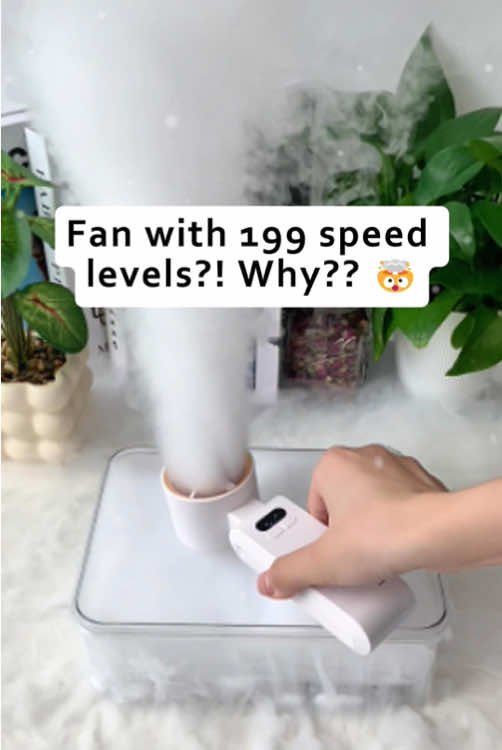 Babyyyy fooled me but this portable fan definitely powerful! This will definitely come in handy this summer #portablefan  #fyp #handfan#summeressentials#summervibes #tiktokshopfinds#tiktokmademebuyit#tiktokshop #HotGirlWalk #Heatwave2025 #GirlSummerHack #CoolHillFan#dealsforyou