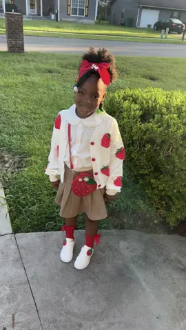 Yeahhhh..... I don't know if she had a time or if a time had her. 1st grade can't be that hard 🤣🤣🤣#schoollife #kidsoftiktok #kidsbelike