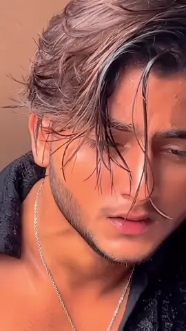 …❤️‍🩹🥹#roby_franatha✨ #expressions #reactionboi #trending #foryou 