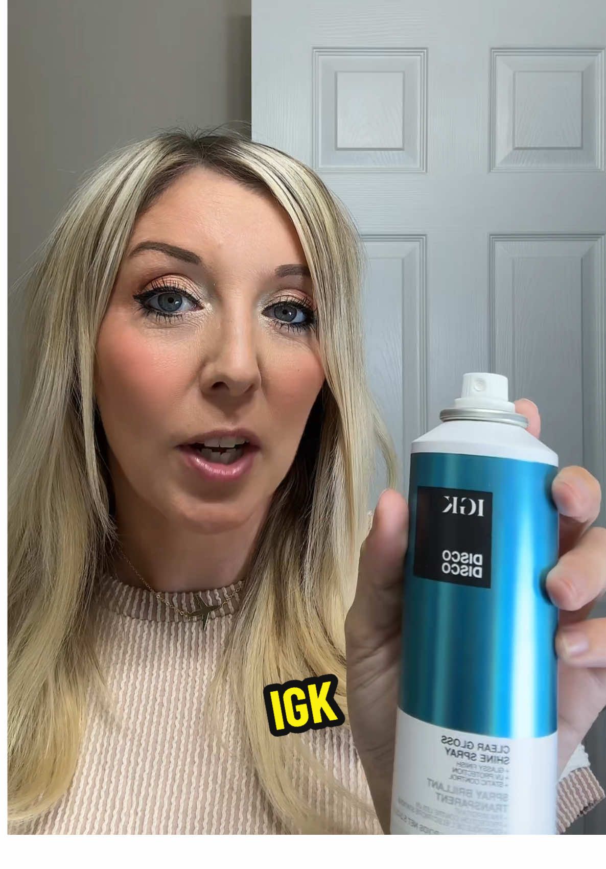 This gives my hair so much shine @IGK Hair #igkhair #igk #tiktokshopbacktoschool #hairstyling #hairproducts #discodisco #igkdiscodisco #shinyhair #hairgloss 