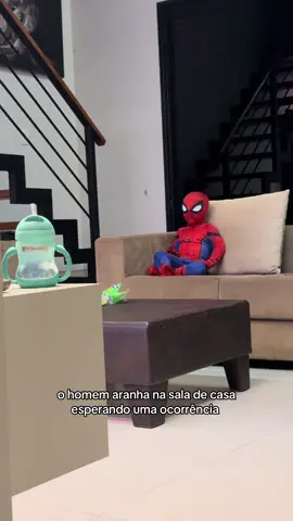 o homem aranha veio se abrigar na minha casa #marvelstudios #spiderman #spider 