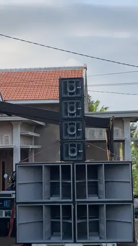 No drop kok 🤣#semogafyp #soundviral #rdwprofesional #cides #djviraltiktok #f118gank #dbvoice #albatrosmuic 