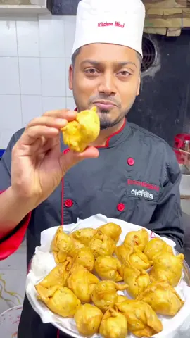 আমরা রেস্টুরেন্টে যেভাবে সিংগারা  তৈরি করে থাকি আপনারা দেখেন সহজে বাসায় খেতে পারেন একবার হলে ট্রাই করেন ইনশাআল্লাহ খুব ভালো হবে ❤️❤️#ভয়েস #video # ভাংগিই ফুট#ভাইরাল_করে_দাও #করেদাও🙏🏻🥰😘❤️ #RaipurFoodLovers #YummyFoodPalace 
