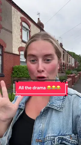 How’s your Thursday going? 😂😂😂 love abit of local street drama x #fyp 
