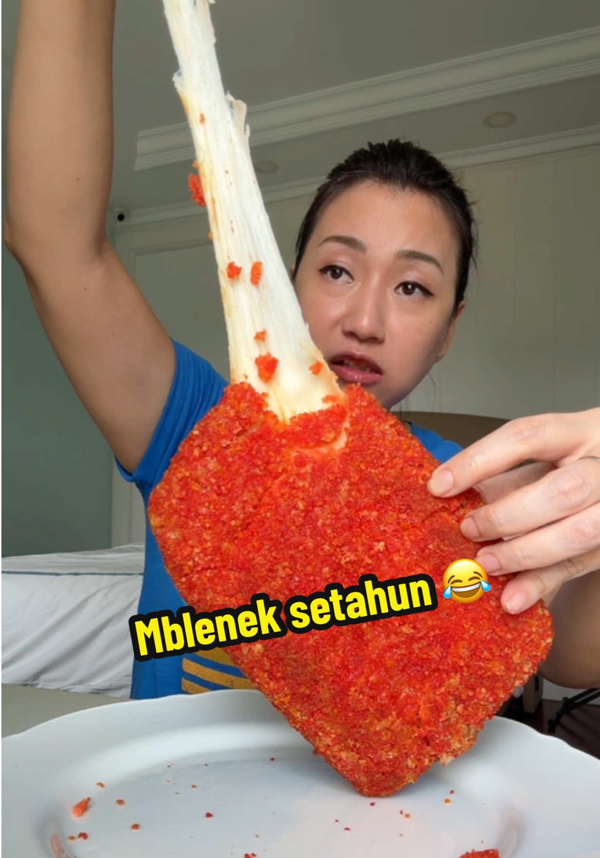 NASVILLE MOZZARELLA MEGALODON .. makan satu sih mblenek smp setahun 😂😂😂 #nanakoot 