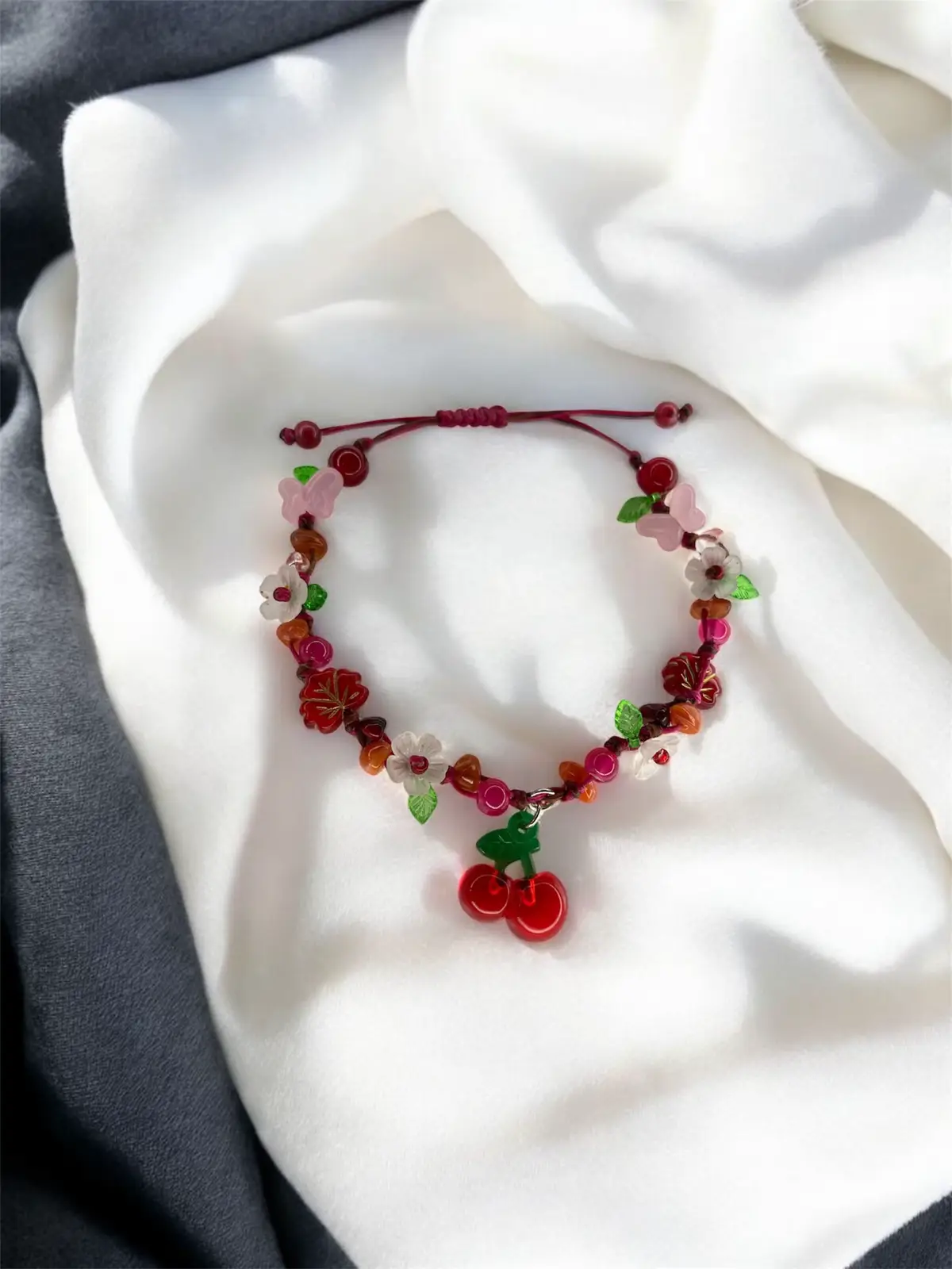 #handmade #ลูกปัดdiy #handmadecraft #สร้อยข้อมือ #สร้อยเชือกเทียน #handmadegifts #กําไลเชือกเทียน 