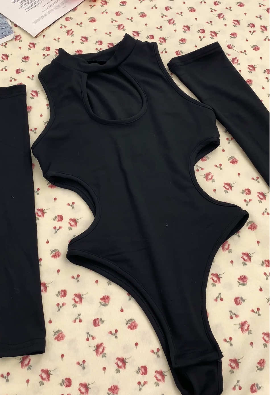 Cool&Sexy🔥🔥 #black #girlsoutfit #fallfashiontrends #fallfashion #OOTD #women #womenfashion #dealsforyou #fyp #tiktokshop #tiktokmademebuyit #tchic