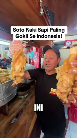 Soto kaki paling gokil se Bintaro Raya! Soto Kaki Sapi Djadoel H. Yanto 📍Jl. Villa Bintaro Indah Jl. Sulawesi Raya, Jombang, Kec. Ciputat, Kota Tangerang Selatan, Banten 15414 ⏰ 10.00 – 23.55 ✅Halal #fyp #fypシ #kulinerjakarta #kuliner #jakartafood #indonesia #kulinerindonesia #streetfood #longervideos #tiktokfood #tiktokindonesia 