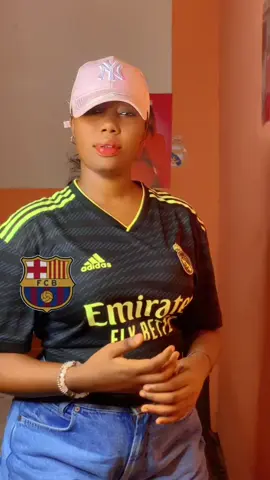 Même niveau kaay#🤣🤣🤣 #humour #tiktokindia #football #tiktoksenegal🇸🇳 @__AMEZEMA🤍✨__ @Assane_👑😎❤️ @𝔹𝕒𝕞𝕓𝕒 𝕄𝕒𝕕𝕣𝕚𝕕 𝟟 ★ @CK#7 @lastkween🩷🥰 @Princesse👸réal🤍🖤gueye Mbour @Mintou_ibr@him🇸🇳 