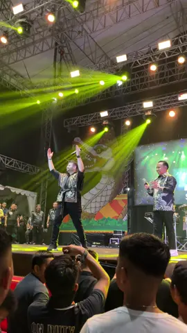 Menunggu Ridho Roma & H. Yamani ( Tapin Art Fest 2025 ) #menunggu #ridhorhoma #tapinart2025 #rantau #rantautapin #tapin #kabupatentapin #kalimantanselatan #kalimantan #kalsel #fyp #viral #konser #hss #kandangan