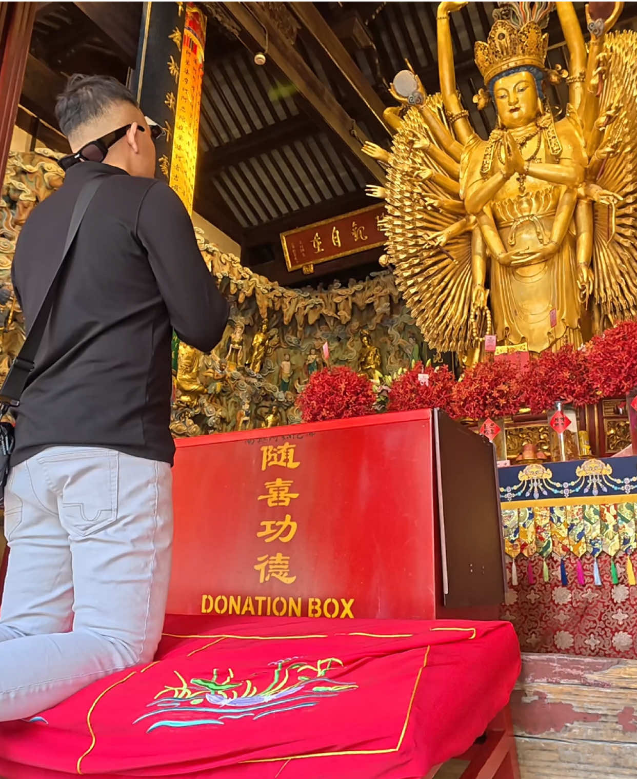 TỔNG KẾT NHỮNG CẢM NHẬN THỰC TẾ CỦA TÔI VỀ TRUNG QUỐC | Đi 2 Ngôi Chùa Nổi Tiếng Thế Giới 👉 Video Full đã có mặt trên nền tảng Đỏ Vuong Khang Vlog #vuongkhangmotor #vuongkhangvlog #andyvu #Vlog #trungquoc #trailer 