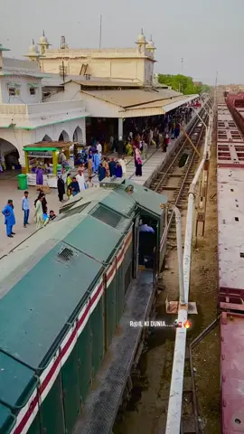 ….✨💫. #railkidunia #kotri #kotriview ##viral #pakistanrailway #viralvideo @A Q 