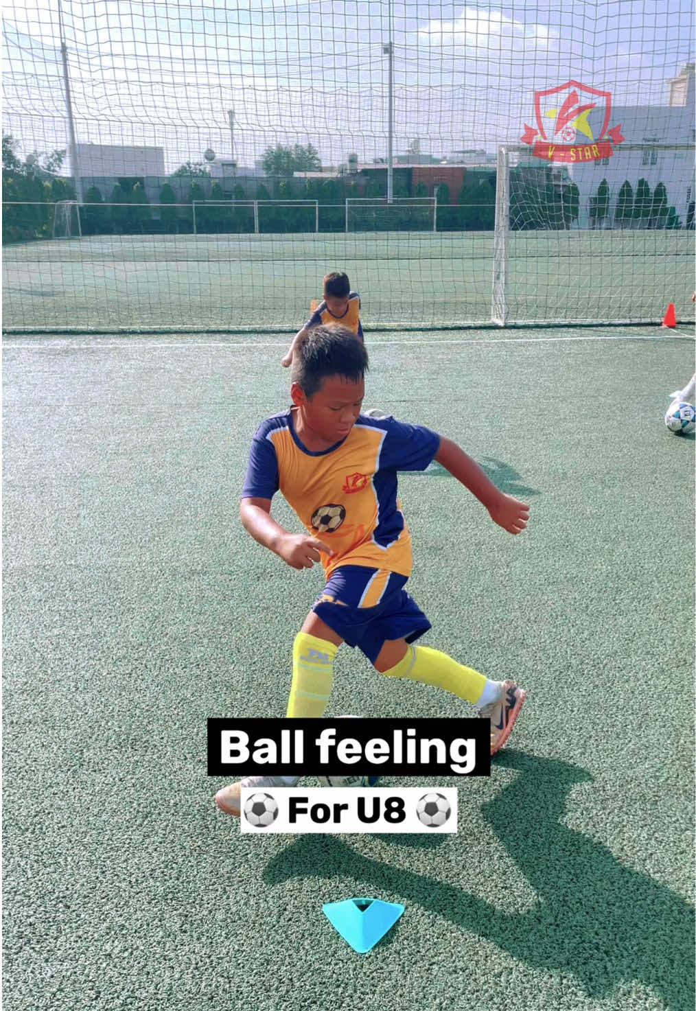 🧱 Cơ bản cùng U8 V-Star.!.#coach_win #football #bongda 