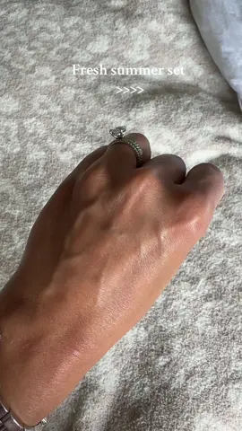 Bikini Blush dip from @Nailboo with tips. Brighter than I usually go, but perfect for summer. Probs the last summer set before fall nails ☀️ #newnails #freshset #summernailsinspo #nailinspo #nailtransition 