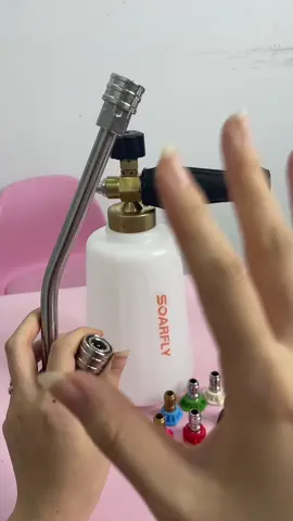 Fast wash car don’t miss the foam bottle #foamcannon #SOARFLY #washcar #carcleaning #housework #fyp 