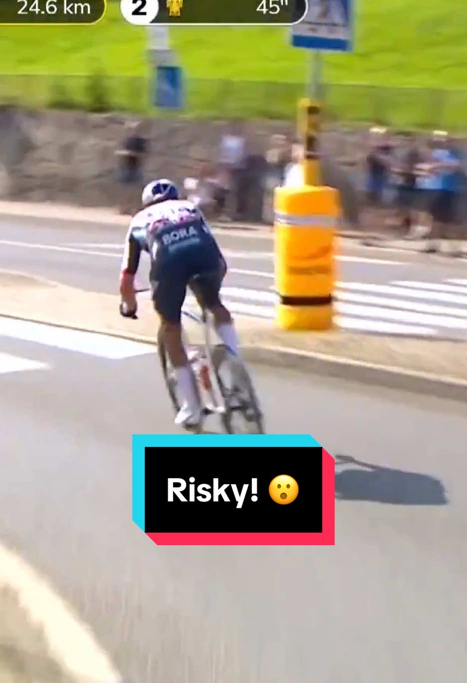 Just taking the racing line 👀🏎️ Filip Maciejuk is using every inch of the road as the solo leader of Stage 4 tries to hold off the peloton at the Tour de Pologne!