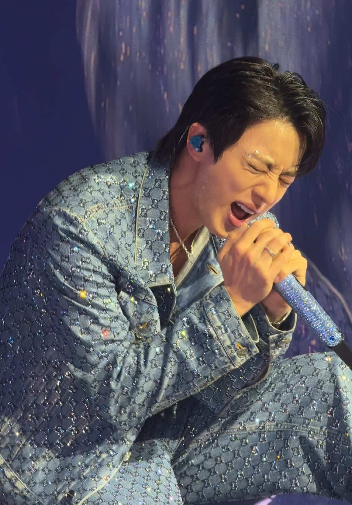 vocals on this man are unreal 😩😭  - #jin #btsjin #runseokjin_eptour #bts @BTS 