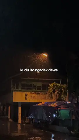 Diakehi sabare dikurangi sambate, di trabas dewe, biasane opo- opo yo dewe 😊. @Royhan Ni amillah @Pusma Shakira #egowongtuo #pusmashakira #masroy #ripkasihsayang #liriklagu 