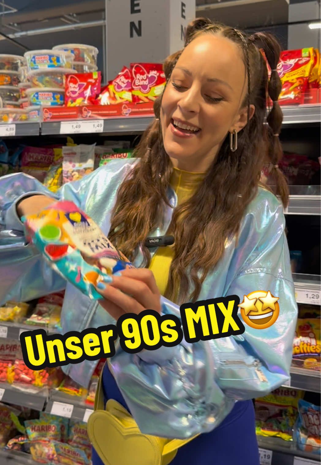 🤌 Habt ihr den 90‘s MIX schon in eurem EDEKA Markt entdeckt? Euch erwarten ganze 6 leckere Geschmackssorten. 💛🌸🤩  #herzstücke #fruchtgummi #eigenmarke #blümchen #edeka #wirliebenlebensmittel 