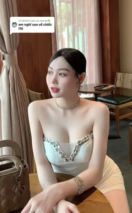 Trả lời @𝐀n𝐡 𝐁a☘️ không nằm trong suy nghĩ của em. 
