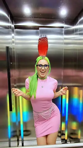 Bumpy ride elevator edition 🙋🏻‍♀️💚❤️ #bumpyride 
