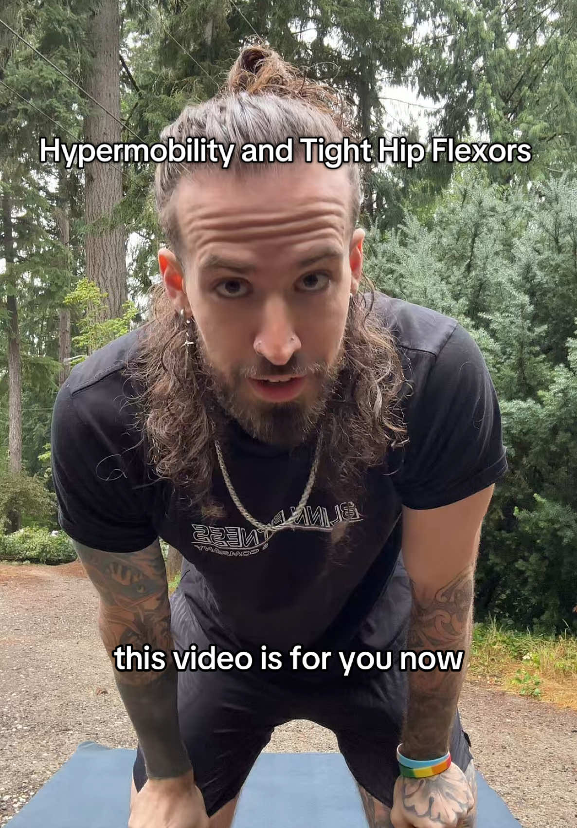 Hypermobility and Tight Hip Flexors! Tight hip flexors are often the result of instability from weak glutes or from sitting too long without stretching or activating them properly. The goal is to teach your brain that it’s safe to move and stretch the hip flexors and then reinforce that mobility by stabilizing with your glutes. Hope this helps! Have a lovely day! #hipflexors #hypermobility #hippainrelief #ehlersdanlos