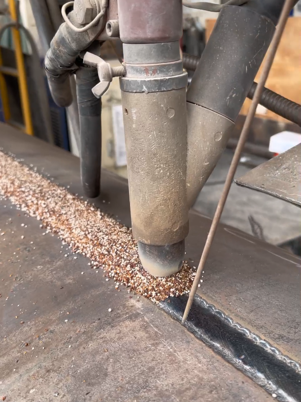 What process is this? #saw #weldpenetration #submurged #flux 