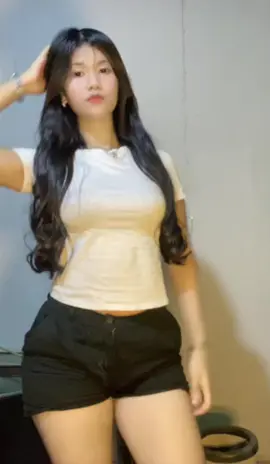 Heloi😾#fyp #tiktok #trending #dance #viral 