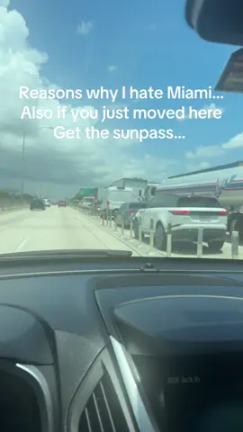 This traffic is ridiculous!  #miami #fyp 