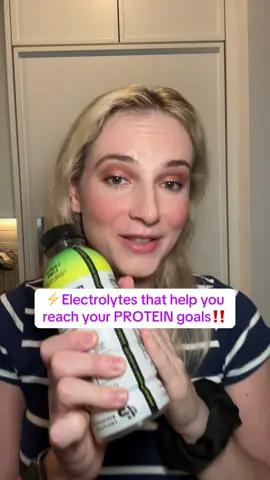 And they’re on a flash sale #water #hydration #electrolytes #protein #proteingoals #gym 